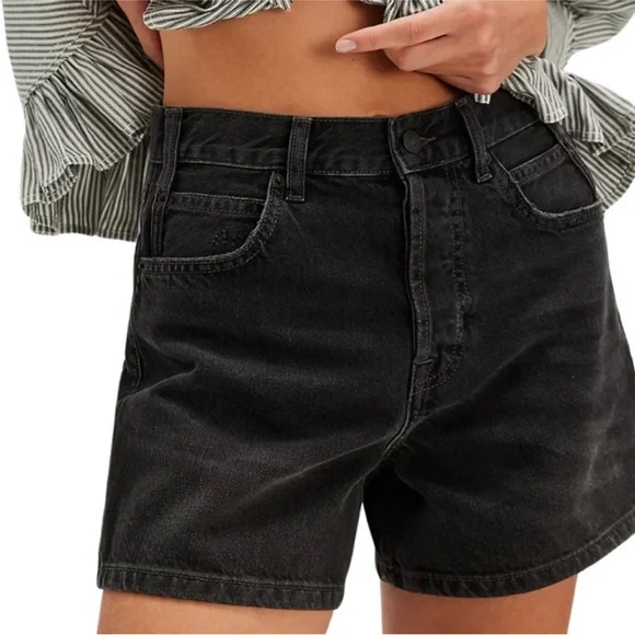 Free People We The Free Tippi Denim Short -28 NWT